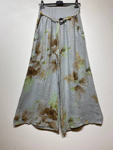 Load image into Gallery viewer, Wide Flowing Linen Pants
