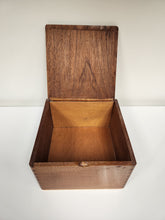 Load image into Gallery viewer, Wooden Cigar Box