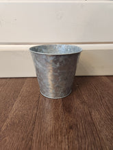 Load image into Gallery viewer, Tin Planter