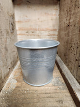 Load image into Gallery viewer, Tin Planter