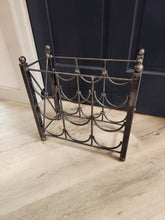 Load image into Gallery viewer, Decorative Metal Wine Bottle Holder/Rack