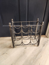 Load image into Gallery viewer, Decorative Metal Wine Bottle Holder/Rack