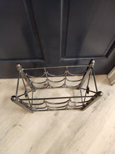 Load image into Gallery viewer, Decorative Metal Wine Bottle Holder/Rack