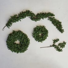 Load image into Gallery viewer, Faux Boxwood & Pine Garland