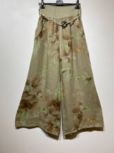 Load image into Gallery viewer, Wide Flowing Linen Pants