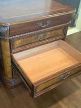 Load image into Gallery viewer, Antique wooden side table