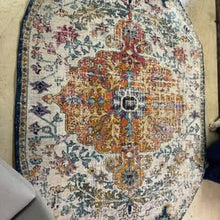 Load image into Gallery viewer, Decorative Oval Rug & Rug Pad