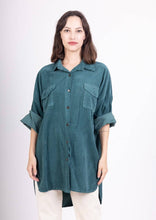 Load image into Gallery viewer, Long Velvet Botton Down Shirt