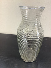 Load image into Gallery viewer, Clear Glass Flower Vase