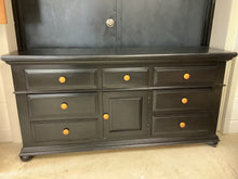 Load image into Gallery viewer, CLEARANCE Black pine Broyhill dresser
