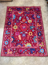 Load image into Gallery viewer, 4x6 Ushak Bodrum Modern Vintage Floral Rug