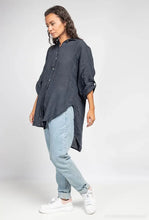 Load image into Gallery viewer, Linen Button Shirt