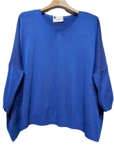 Load image into Gallery viewer, Light Linen Sweater
