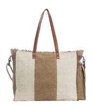 Load image into Gallery viewer, Queen Creek Weekender Bag
