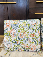 Load image into Gallery viewer, Wicker Seat Cushion Set