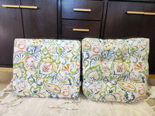 Load image into Gallery viewer, Wicker Seat Cushion Set