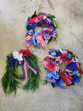 Load image into Gallery viewer, 250 Independence Day Anniversary Wreaths
