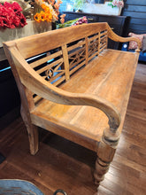 Load image into Gallery viewer, 4 Seat Solid Wood Bench