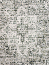 Load image into Gallery viewer, Green Vintage Distressed 5x7 Area Rug