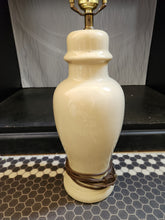 Load image into Gallery viewer, Smooth Beige Table Lamp