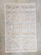 Load image into Gallery viewer, Jaiper Regal 2x3 Area Rug