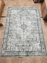 Load image into Gallery viewer, Green Vintage Distressed 5x7 Area Rug