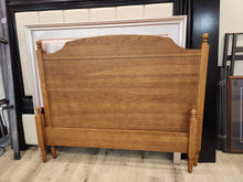 Load image into Gallery viewer, Wood Queen Headboard & Footboard Set