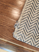 Load image into Gallery viewer, Blue Pattern Rug