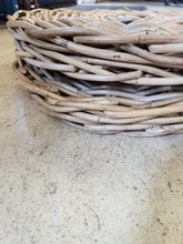 Load image into Gallery viewer, Woven Rattan Placemats, Set of 4