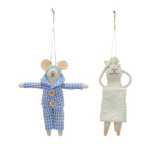 Load image into Gallery viewer, Handmade Wool Felt Mouse in Pajamas/Towel Ornament