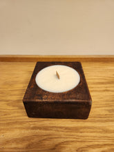 Load image into Gallery viewer, Scented Candle In Square Wood Holder