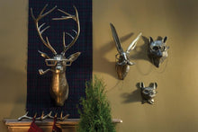 Load image into Gallery viewer, Louie Brass Mouse Wall Mount – Quirky Gold Decor
