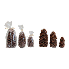 Load image into Gallery viewer, Unscented Pinecone Shaped Candle