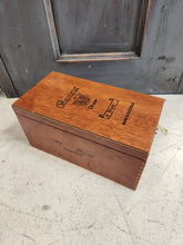 Load image into Gallery viewer, Wooden Baccarat The Game Storage Box
