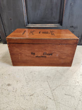 Load image into Gallery viewer, Wooden Baccarat The Game Storage Box

