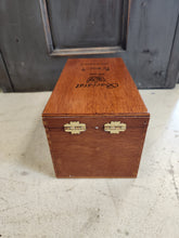 Load image into Gallery viewer, Wooden Baccarat The Game Storage Box
