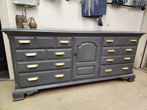 Painted Thomasville Wooden 9-Drawer Buffet Sideboard