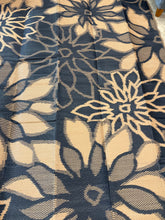 Load image into Gallery viewer, 6x9 Black/Brown Floral Outdoor Area Rug
