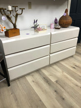 Load image into Gallery viewer, Off White Dresser &amp; Nightstand Set

