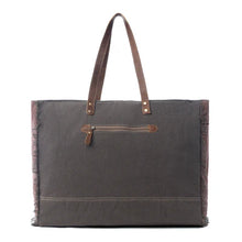 Load image into Gallery viewer, Ursinia Weekender Bag - Cow-Hide
