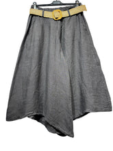Load image into Gallery viewer, Cropped linen culottes with braided belt
