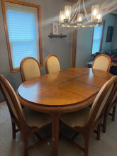 Load image into Gallery viewer, Round Wooden Dining Table

