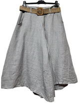 Load image into Gallery viewer, Cropped linen culottes with braided belt
