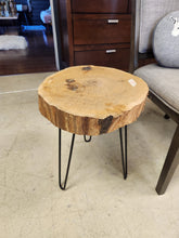 Load image into Gallery viewer, Live Edge Round Wooden Side Table
