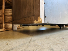 Load image into Gallery viewer, Baxley 10 - Drawer Dresser
