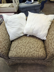 Set of 2 Comfy Living Room Chairs & Ottoman's