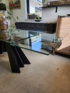 Chicago Extendable Glass and Metal Dining Table