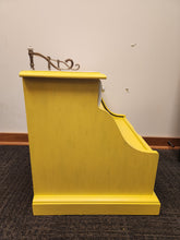 Load image into Gallery viewer, Yellow and White Wooden Roll Top
